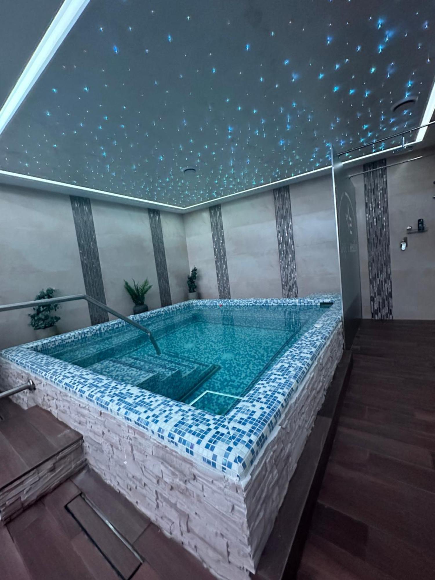 Five Apartments Indija Zewnętrze zdjęcie
