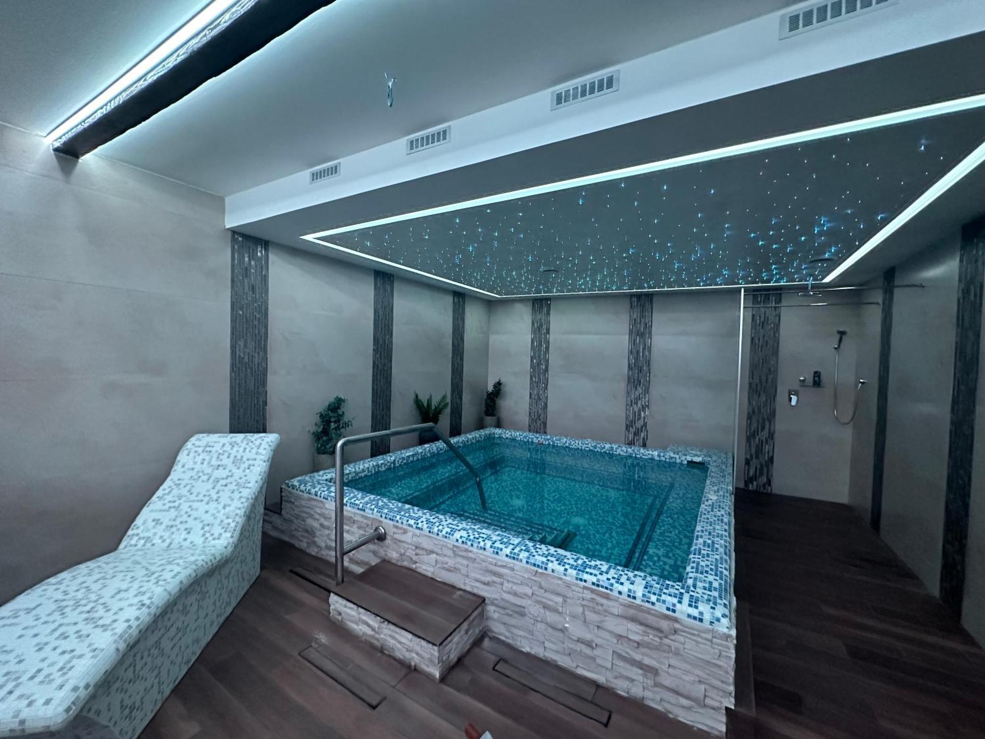 Five Apartments Indija Zewnętrze zdjęcie