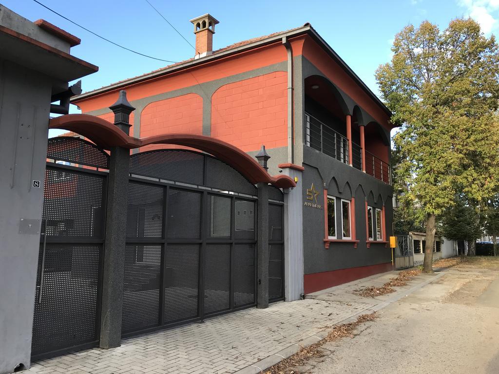 Five Apartments Indija Zewnętrze zdjęcie
