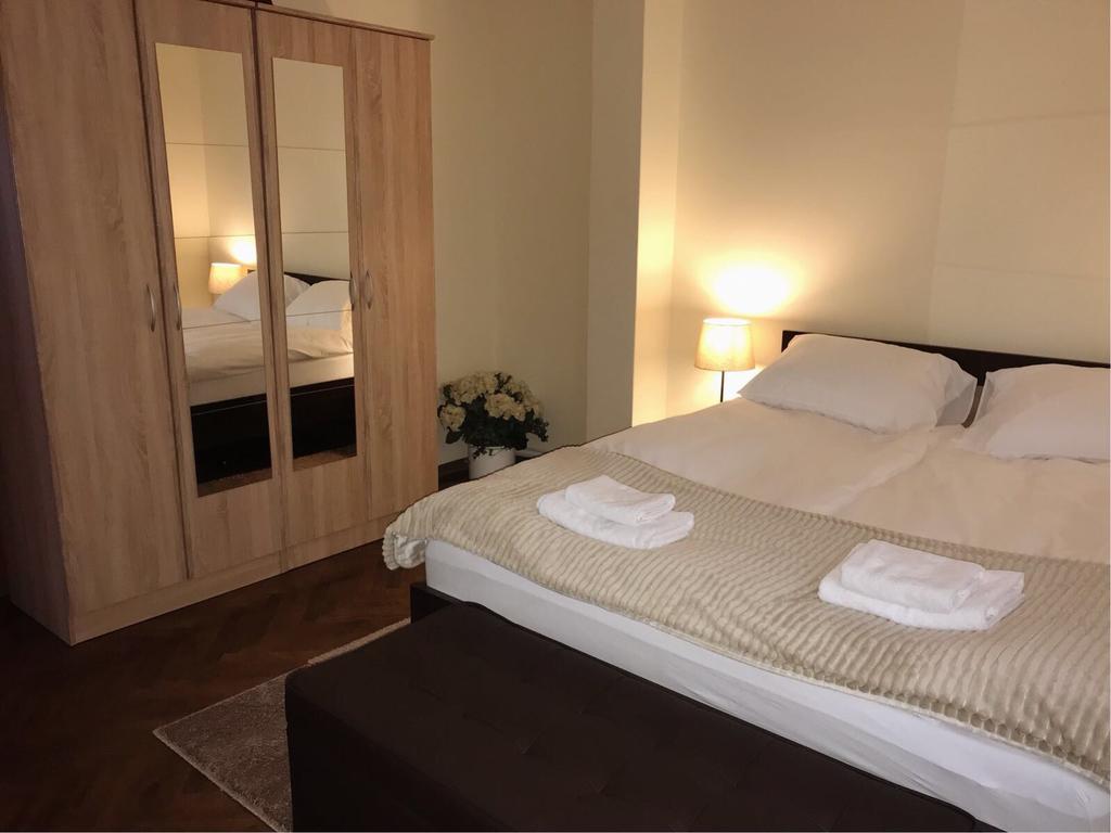 Five Apartments Indija Zewnętrze zdjęcie