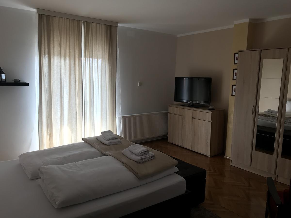 Five Apartments Indija Zewnętrze zdjęcie
