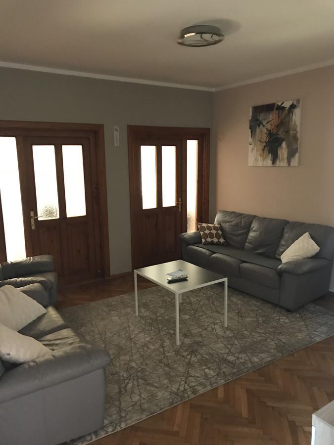 Five Apartments Indija Zewnętrze zdjęcie