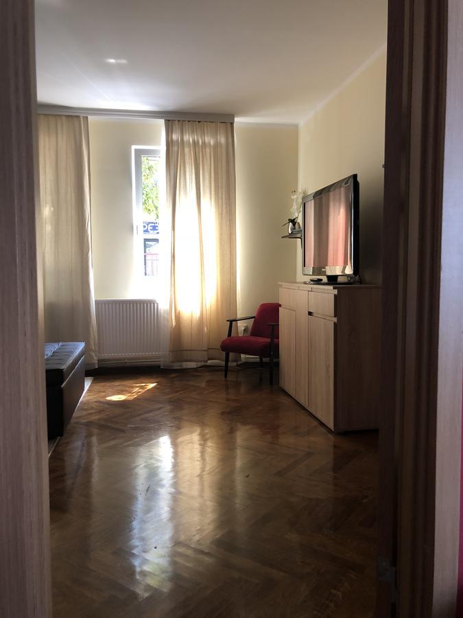 Five Apartments Indija Zewnętrze zdjęcie